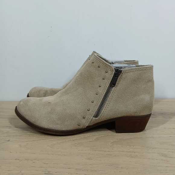 Minnetonka Beige Tan Leather Studded Zip Ankle Boots 1114 - Picture 1 of 10